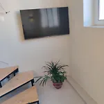 Hana Apartment *